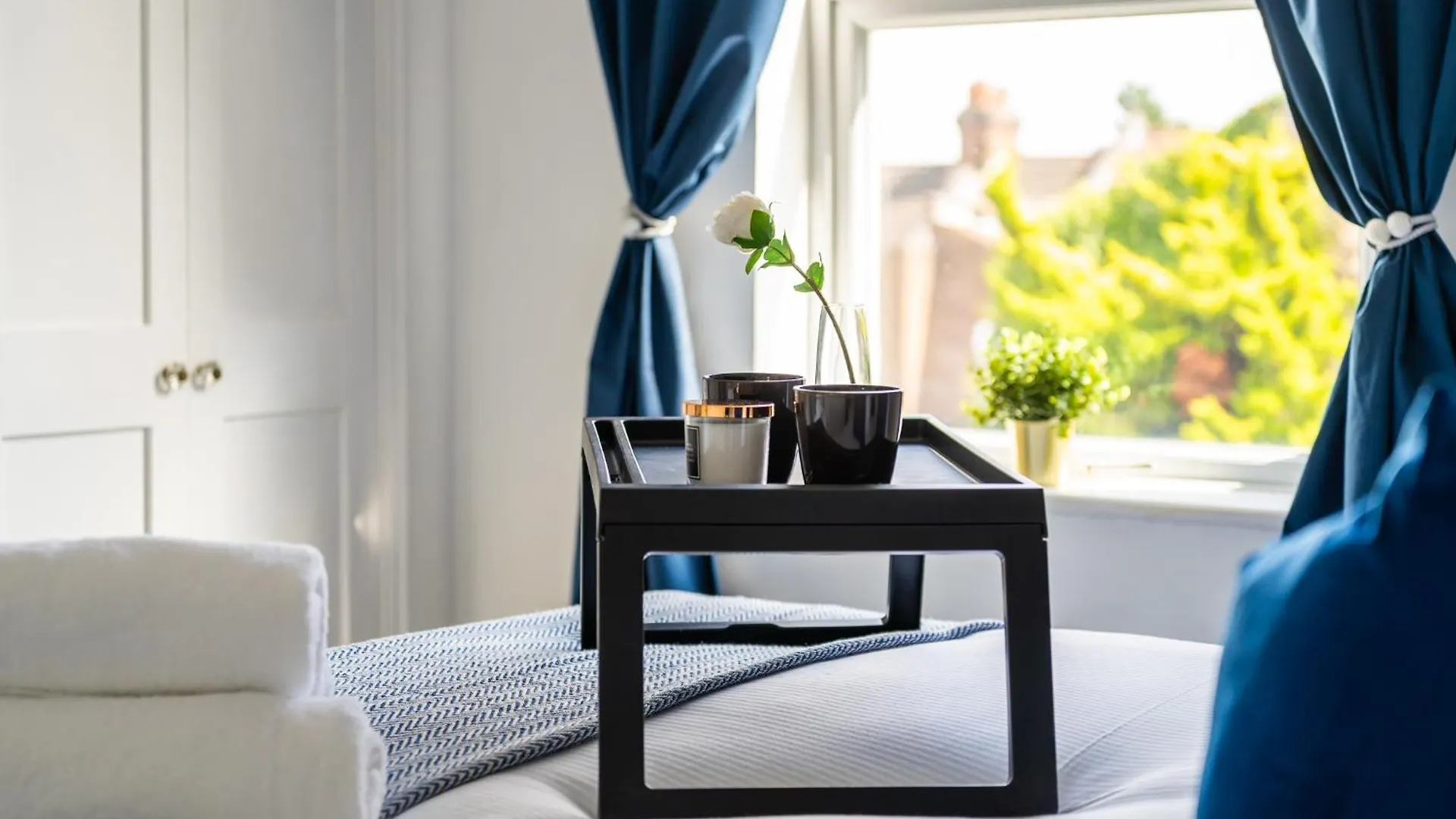 Modern House By Livestay Short Lets & Serviced Accommodation Luton With Private Garden, Bbq & Free Wifi United Kingdom
