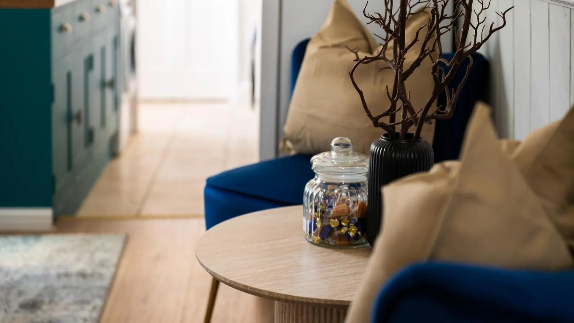 Modern House By Livestay Short Lets & Serviced Accommodation Luton With Private Garden, Bbq & Free Wifi Holiday home