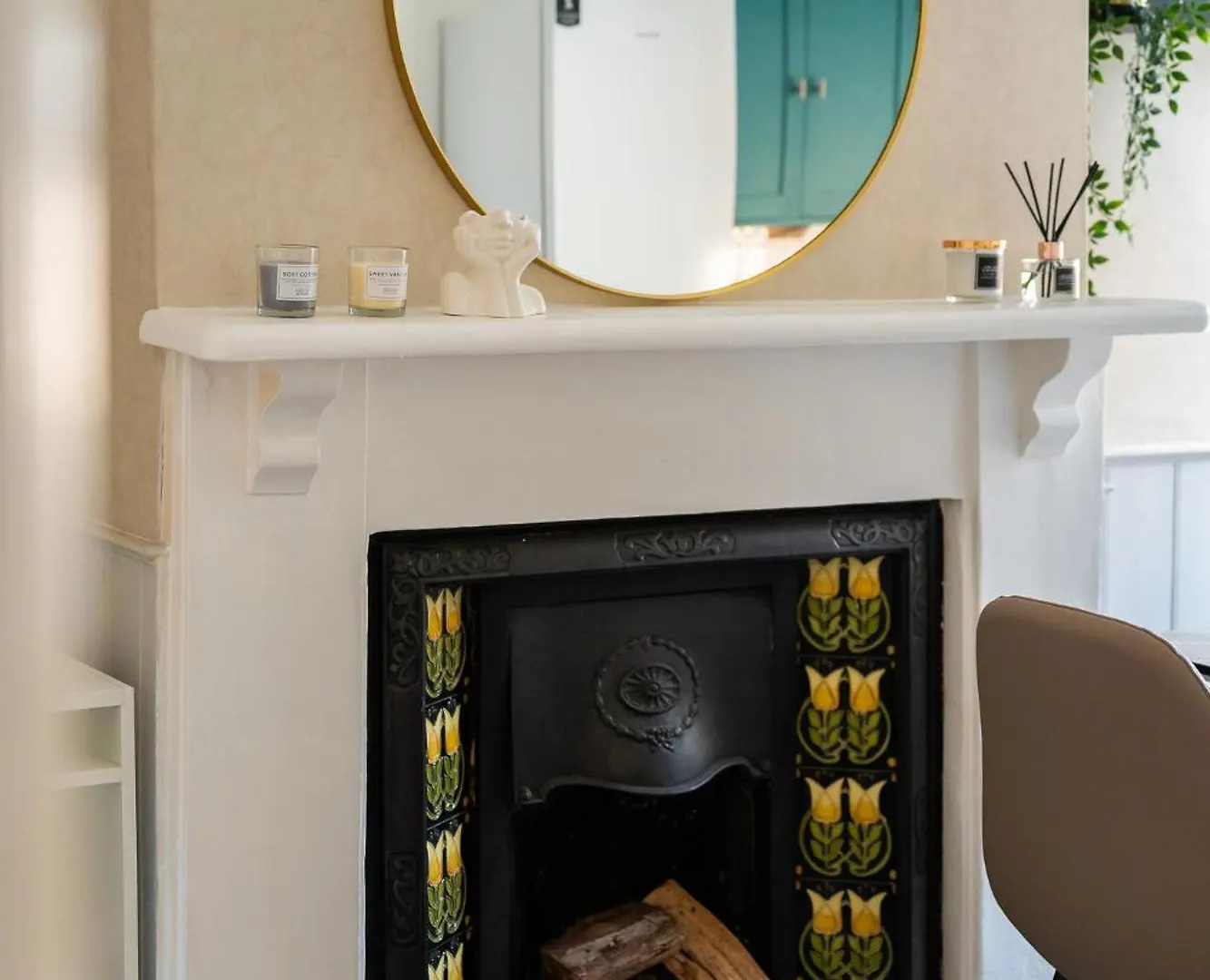 Modern House By Livestay Short Lets & Serviced Accommodation Luton With Private Garden, Bbq & Free Wifi Holiday home