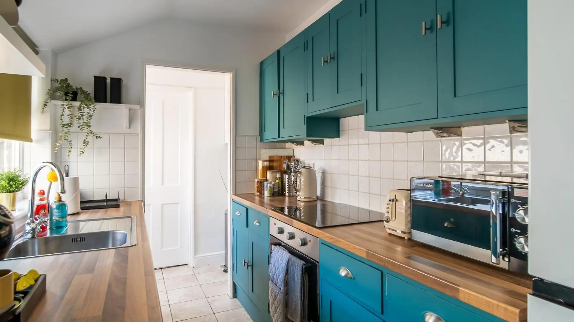 Modern House By Livestay Short Lets & Serviced Accommodation Luton With Private Garden, Bbq & Free Wifi Holiday home Luton (Bedfordshire)